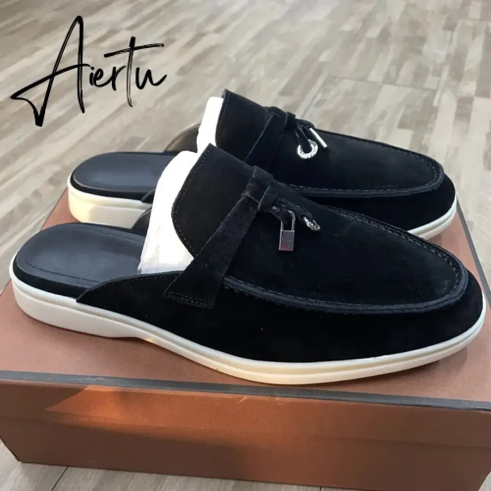 Aiertu  Top Quality LP Summer New Round Head Flat Slippers Pendant Ladies Fashion Comfortable Lok Fu Wool Casual Women Sandals