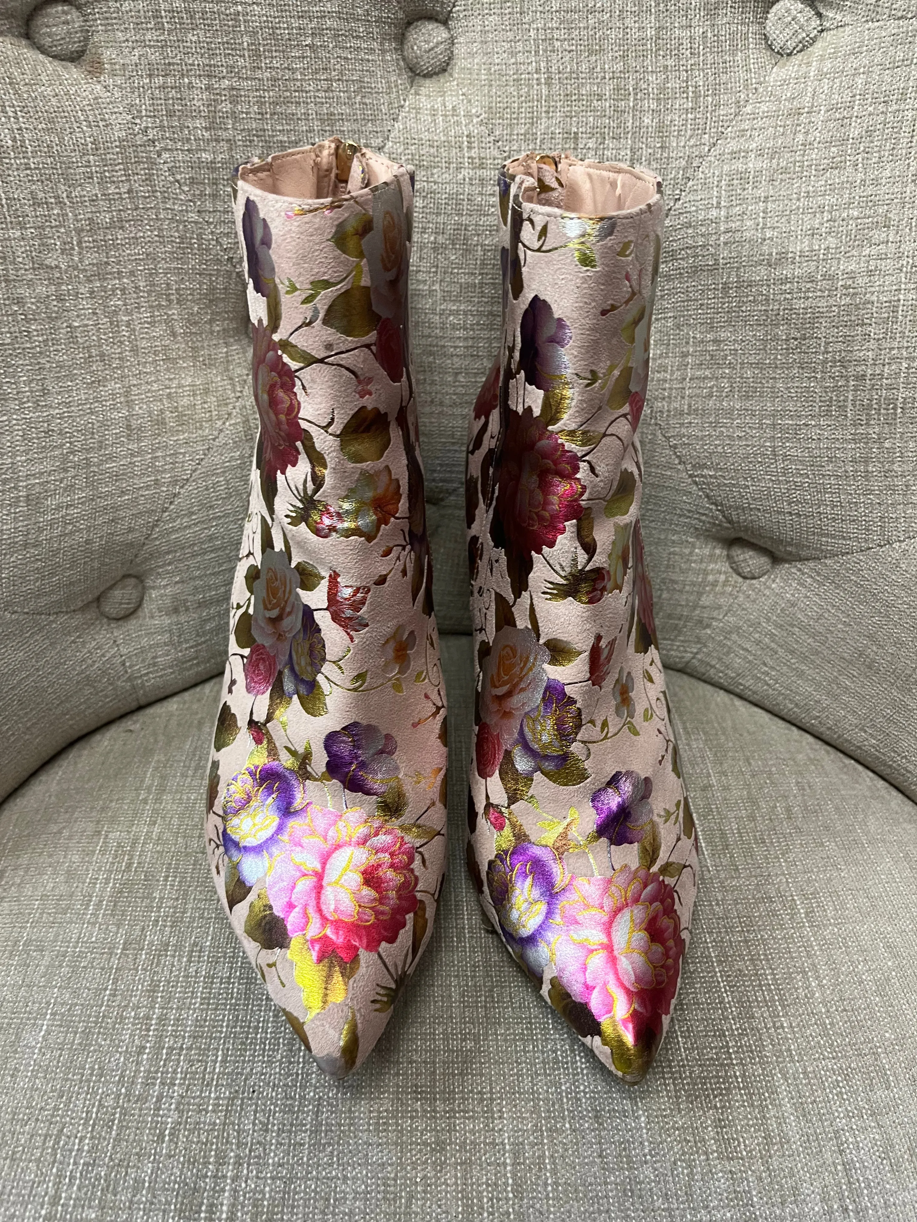 Anne Michelle Floral Heeled Boots (Size 10)