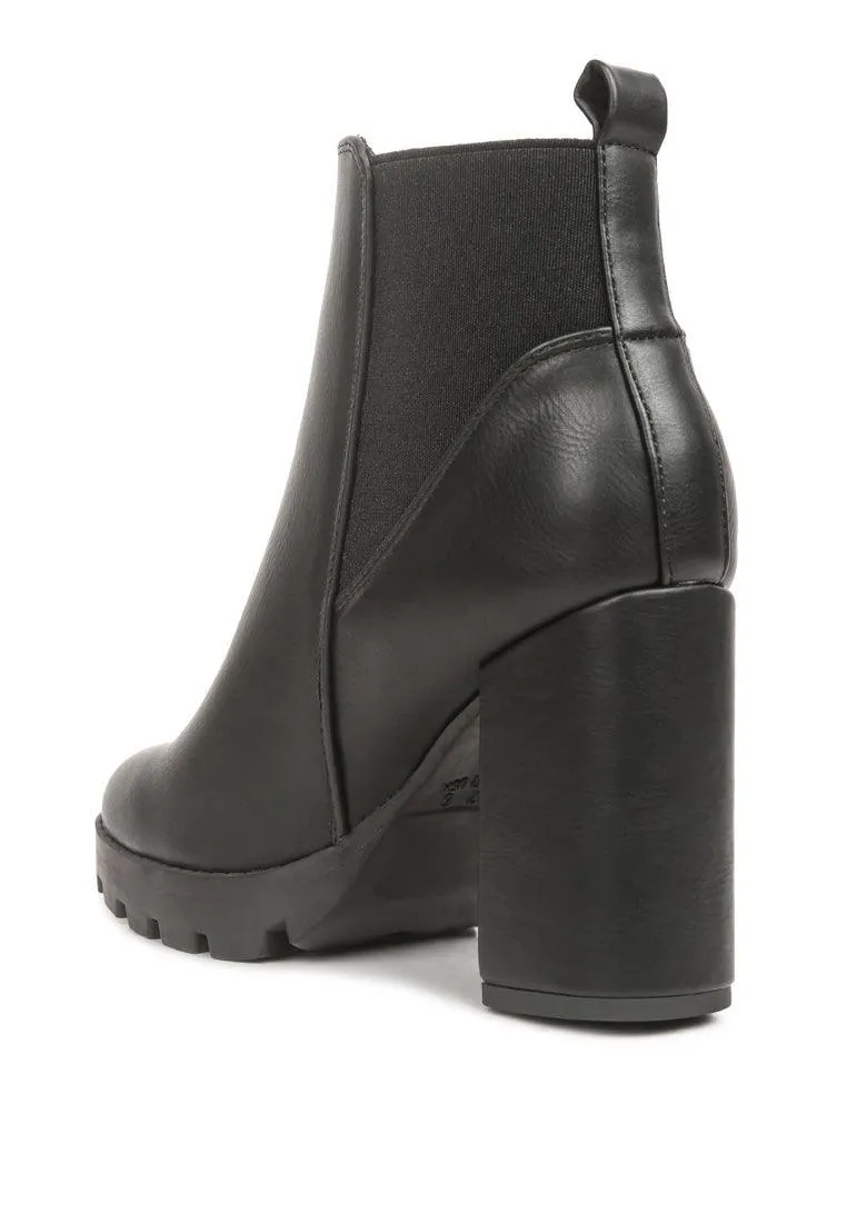 bolt chelsea boot