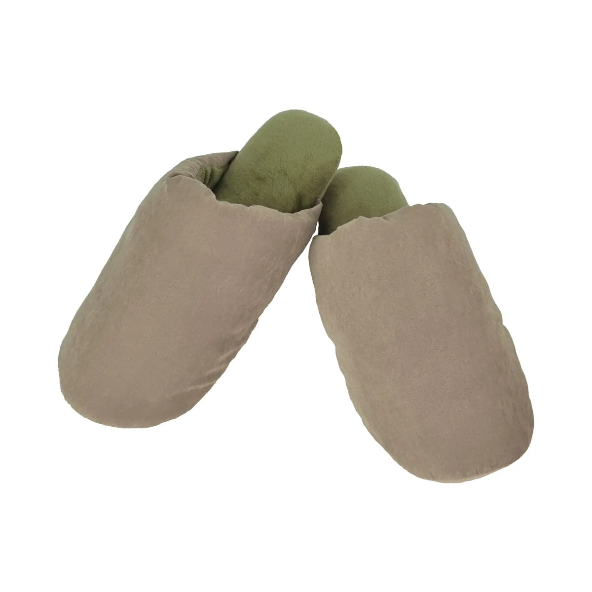 Charles Millen Suite Collection Croix Bedroom Slipper