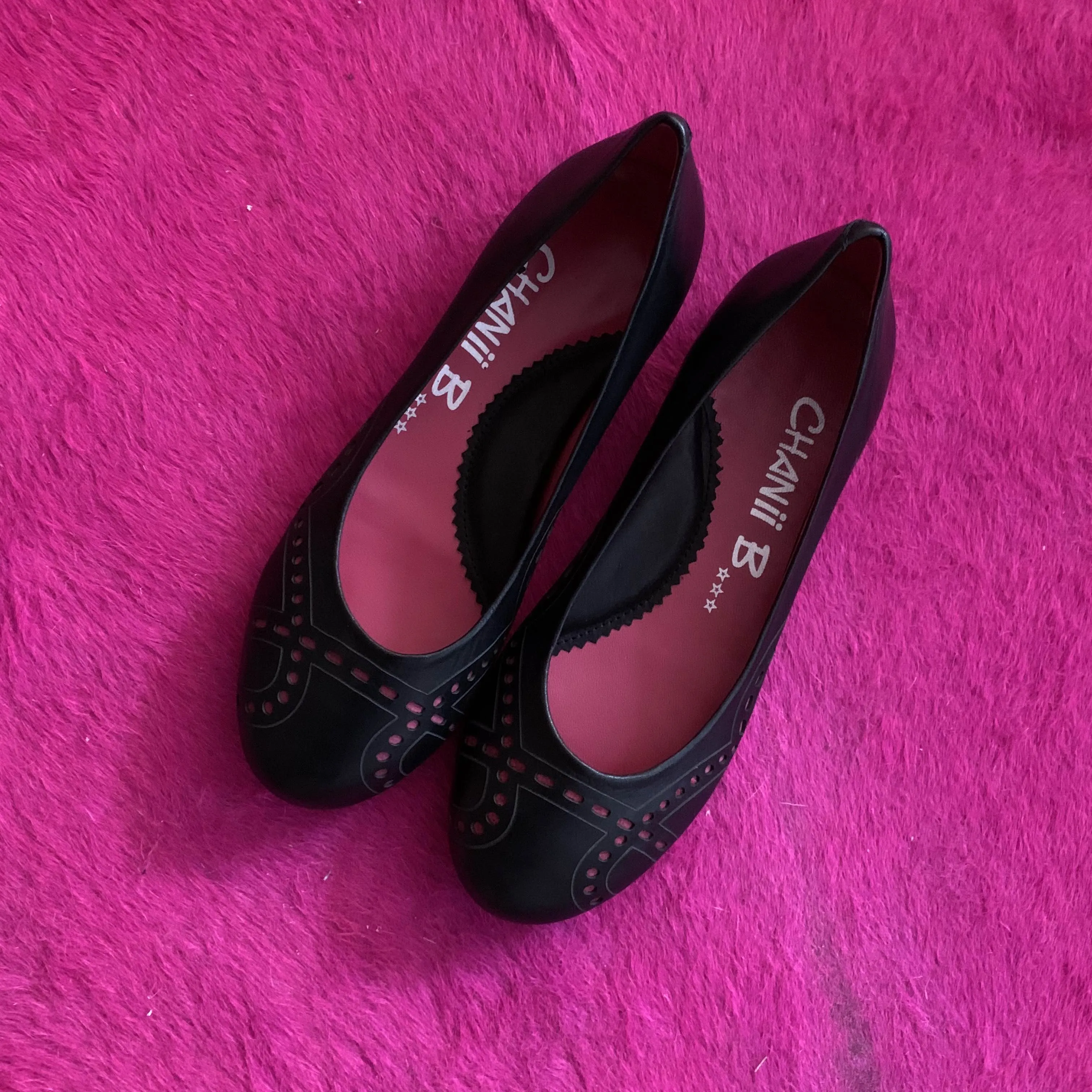 Des Artes- Black Ballerina Last pair size 42!