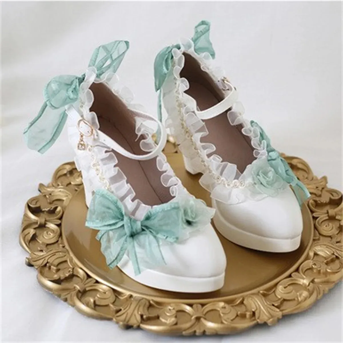 Sohiwoo French Vintage Girl Shoes Lolita Cosplay Elegant Tea Party Pointed Sandals Lace Ruffle Bowknot Pearls 8cm High Heel Shoes