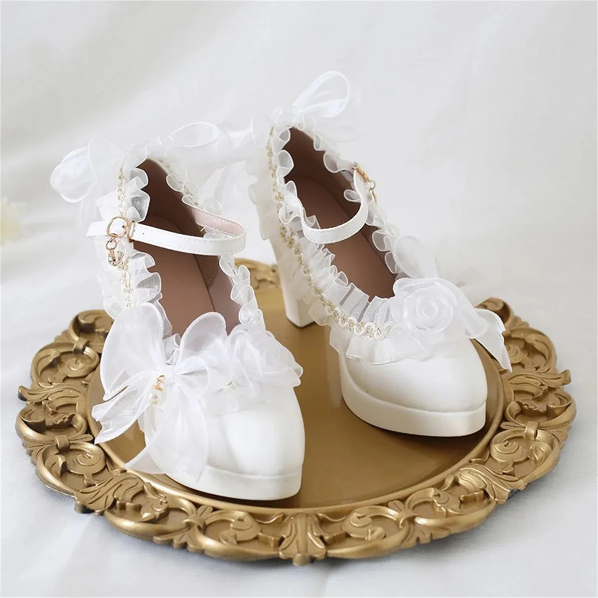 Sohiwoo French Vintage Girl Shoes Lolita Cosplay Elegant Tea Party Pointed Sandals Lace Ruffle Bowknot Pearls 8cm High Heel Shoes