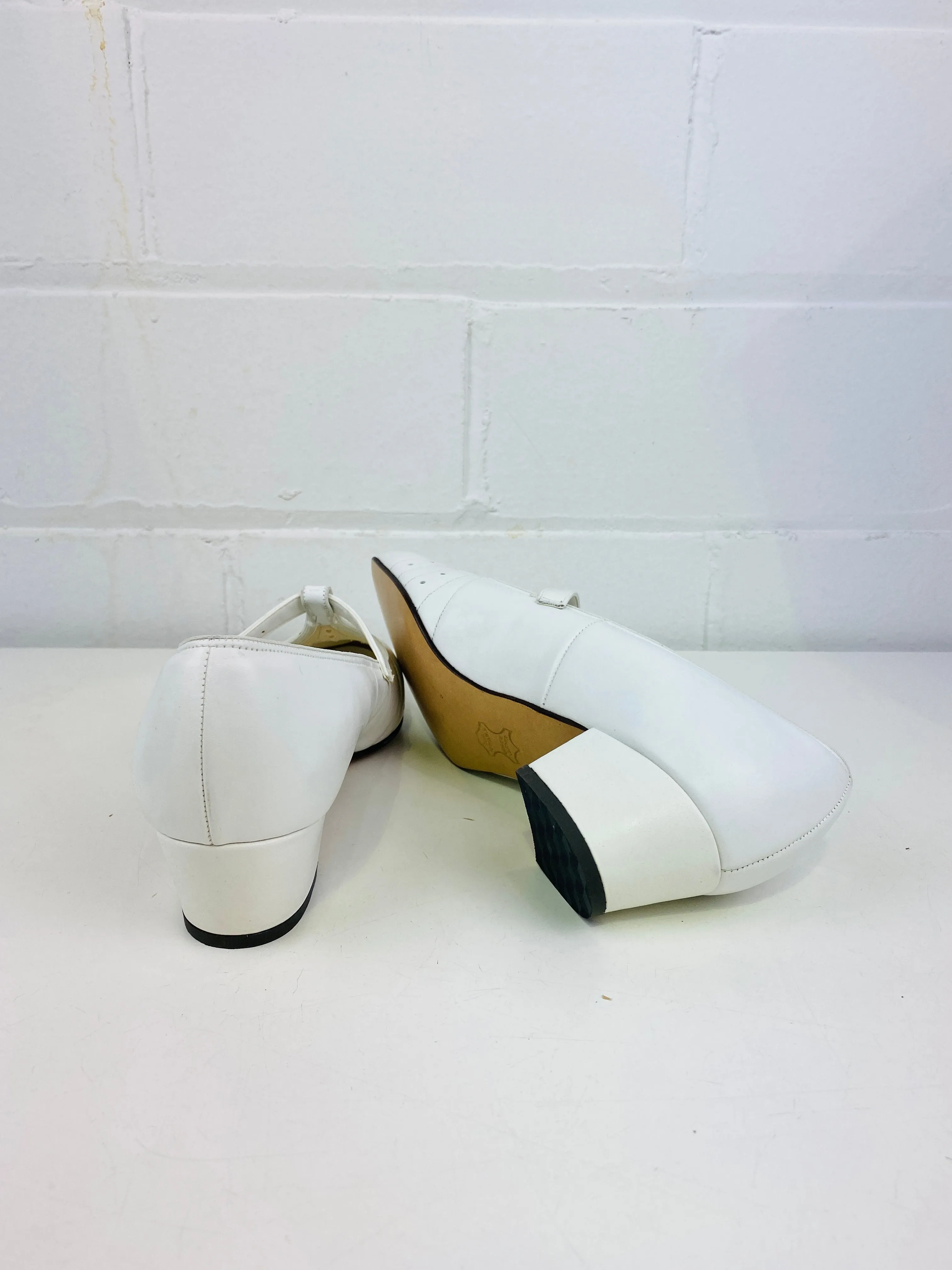 Vintage Deadstock Shoes, Women's 1980s White Leather Cuban Heel T-Strap Pumps, NOS, 8244