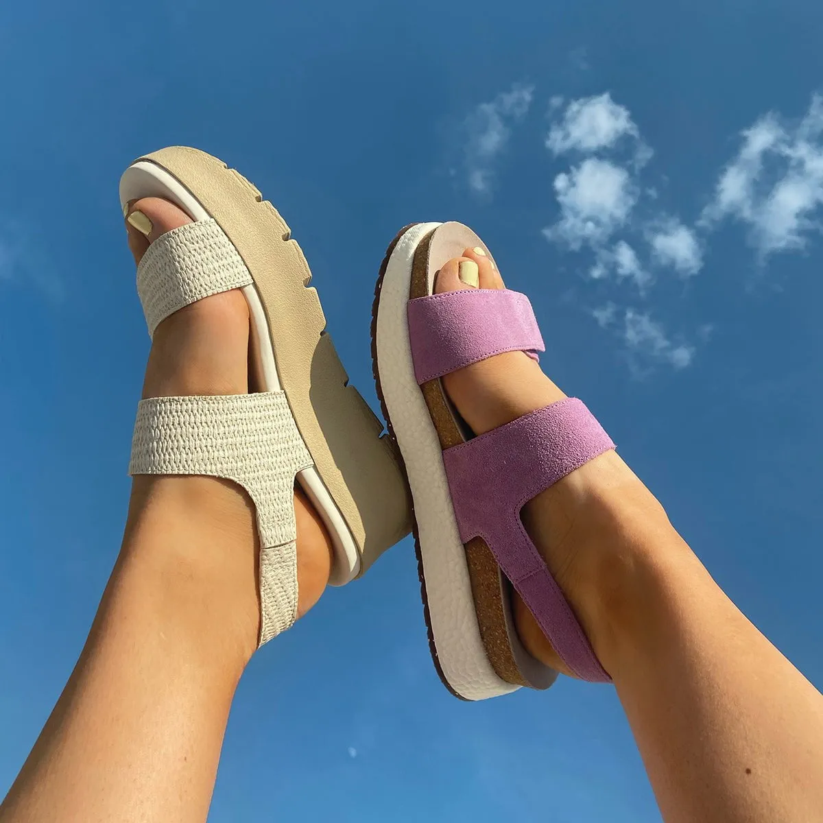 WANDERING in LAVENDER Platform Sandals