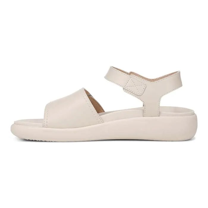 Womens Vionic Awaken in Cream